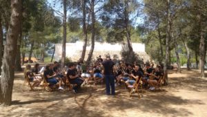 Assaig de la banda de música a l'àrea de medi Ambient dintre la jornada del Festival Simfònic 2017